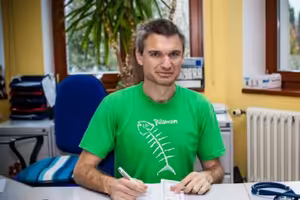 Dražan z vakcinologické společnosti: Pacientům se závažnými poruchami imunity je potřeba třetí dávku podat co nejdříve