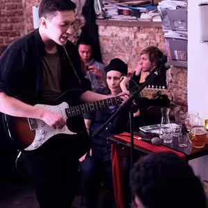 Petra Strá, Vríka