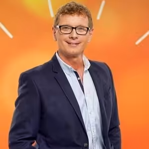 Moderátor Vlado Voštinár začínal ako predavač hot dogov