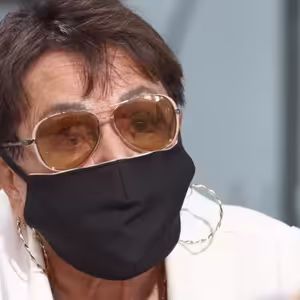 Matky ze sebe dělají služky, nemají zájmy, zbavují děti myšlení, říká Pekařová