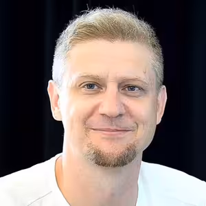 Jak podniká výrobce baskytar Aleš Vychodil