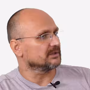 Kto sú porazení a kto víťazi procesu transformácie s ekonómom Ing. Adriánom Ondrovičom PhD