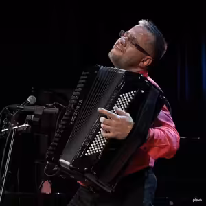 Michal Červienka je akordeónový virtuóz so srdcom na správnom mieste