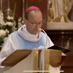 NOVÉNA K SEDEMBOLESTNEJ 9.deň: MATKA BOLESTNÁ - Biskup Jozef Haľko