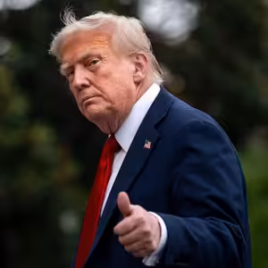 Trumpova výhružka vysláním jaderných ponorek k Rusku je vážná, ale nejspíš jen symbolická