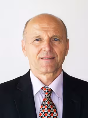 Jan Kolář: Výzkum Marsu probíhá od samotného zrodu kosmonautiky. Zatím lidstvo nedisponuje raketami, které by umožnilo let k Marsu kdykoliv a tohle období se opakuje jednou za 26 měsíců