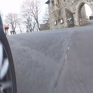 V Mostě se bude opravovat silnice na hrad Hněvín.