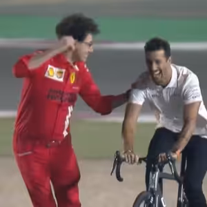 Ferrari vs. McLaren a výchova podľa Josa Verstappena - EisKing DEBRIEFING ROKA (3/3)