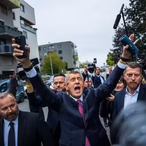 Jak jsme se ocitli v Babišově snu. Prožijte znovu volební týden s redakcí Respektu (3/3)