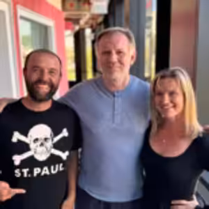 Martin Finger: Vyléčit z alkoholismu se nedá. Uvnitř se směju, i když vypadám přísně