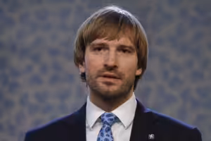 Ministr zdravotnictví Adam Vojtěch pro Rádio Z: Dokážeme si představit, že za určitých podmínek bude možné v létě vycestovat na Slovensko.