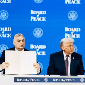 Zelináři všech zemí, spojte se! Jaké poučení nabízí grónská krize a setkání světových elit v Davosu?