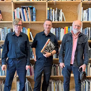 Podcast z knihovny GASK s Václavem Bláhou k výstavě 12/15 PŘECE...