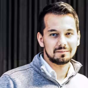 Juraj Šeliga - Slovensko čakajú nové medicínske a sociálne opatrenia, zatváranie fabrík nehrozí