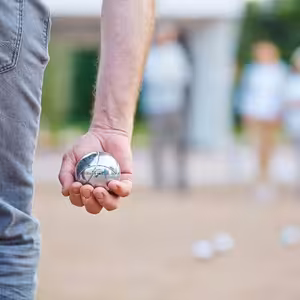 Pétanque (Jana Lazarová)