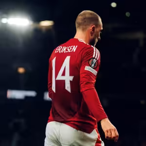 Manchestru United nevyšiel po štarte ligového ročníka ani úvod pohárovej Európy