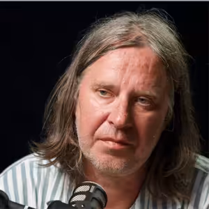 Alkohol, léky a iluze zkratek - adiktolog Aleš Kuda