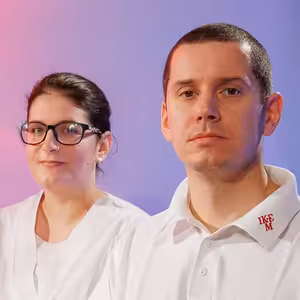 Za dveřmi mikrobiologie. Co se děje s vaším vzorkem?