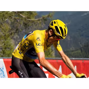 #142 Tour brojí proti powermetrom. Môže to preteky oživiť?