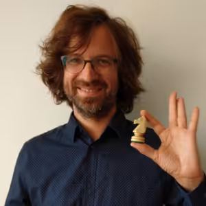 Politika nás rozdeľuje. Ako sa rozprávať s rodinou pred voľbami?