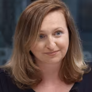 Kvalitní podcast je drahý, máme úctu ke zvuku. Z Harvardu těžím dodnes, říká Kabrhelová z Vinohradské 12