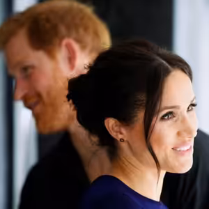 Cápová: Megxit je nepřátelský akt vůči královně, Harry se zachoval jako celebrita