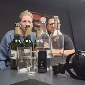 Silvestrovské vysílání s Vaškem a Petrem