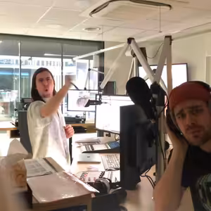 Reflektor #141: Švédská výtahovka ft. Molly Nilsson & Bonobo