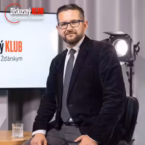 Politológ Lenč: Roberta Fica môže nahradiť tento smerák.