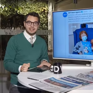 Británie očkuje - jak vyvracet hoaxy o vakcíně? Breakdance na olympiádě i vánoční songy, sledujte DVTV Start