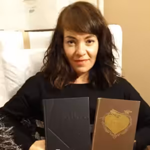 Podcast i-novin 23 s Janou Pěčovou hlavně o literatuře