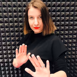 "Oplzlý řeči ani hvízdání si nemusíme nechat líbit!" Říká Jasmína Houdek