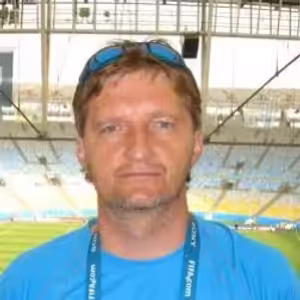 Myslím si, že ta větev může být jen jedna z mnoha, co se týká stromu hříchů, který si vypěstoval Roman Berbr. Říká ke kauze fotbalového funkcionáře sportovní komentátor Jaromír Bosák