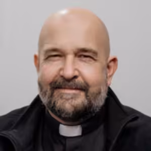 Kňaz Ján Buc: Pred každým z nás stojí vážna výzva spomalenia