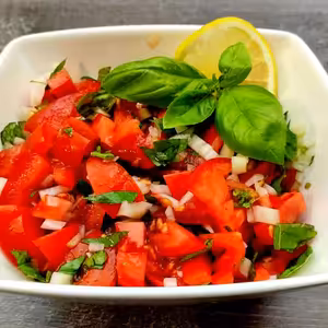 Rajčatový salát již jinak nedělám aneb málokdo ho dělá správně