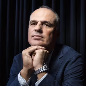 Petr Chajda: Televizím klesá sledovanost, zdá se, že peníze inzerentů není kam umístit