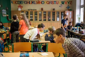 Jdou zásady stranou, když jde o děti? Najít dobrou základku je těžké