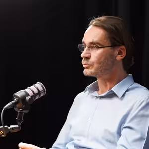 Adiktolog: Kdy se zdravý návyk mění v nebezpečnou závislost? | prof. Michal Miovský