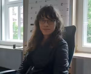 Členka Rady ČT Hana Lipovská: Byla bych proti odvolání Zdeňka Šarapatky, protože pokud hájím pluralitu názorů, tak dokonce i ve věcech, kdy se ten člověk chová velmi svérázně, tak je správné, aby jeho hlas zazněl