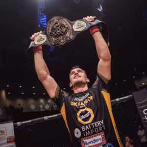 Oktagon 28, iPhone 13 a House 24h video | Novinky #3