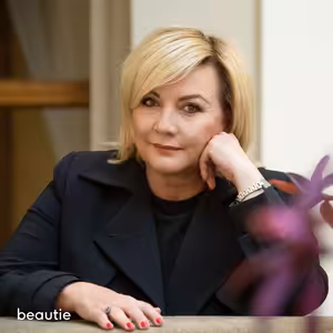 #45 Alena Schillerová