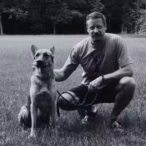 Síla sdílení: Co jsou LGBT+ Podpůrné skupiny? - Peter Porubský ■ Epizoda 18 ■ GAY GUYS PODCAST