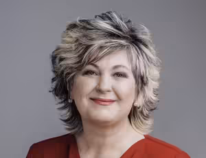 Věra Kovářová /STAN/: Je důležité, aby veřejnost mohla nahlížet na majetková přiznání politiků