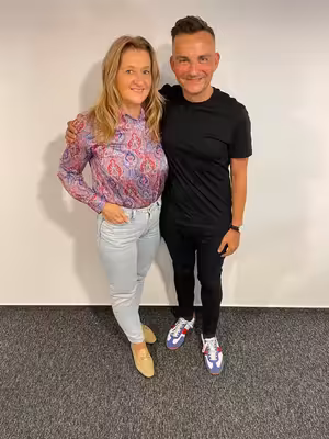 SPIN TALK - DANIELA DRTINOVÁ HOSTKOU U ROMANA BLINKY - DVTV SPOUŠTÍ PLNOFORMÁTOVOU TELEVIZI