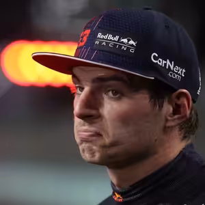 O infarktové Verstappenově chybě na unikátním okruhu u Rudého moře