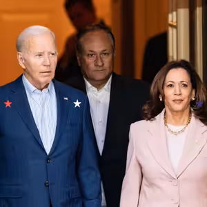 Redneck & Beneš | Poučí se demokraté ze svých chyb, nebo se rozštěpí na liberály a socialisty?