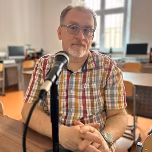 Milan Šatra – Jak zatloukání hřebíku pomáhá chápat algoritmy?