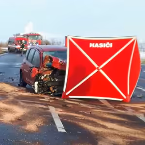 Při nehodách zemřeli tři lidé