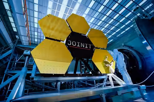 0x002A – Komponenty v James Webb teleskope a súhrn roka 2021