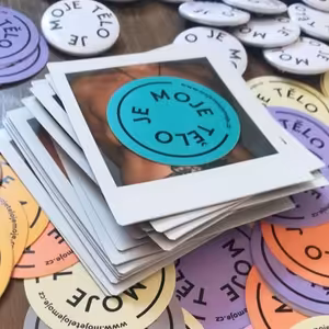 Ridina Ahmedová: „Moje tělo není tvoje věc“ Proč řešíme vzhled druhých